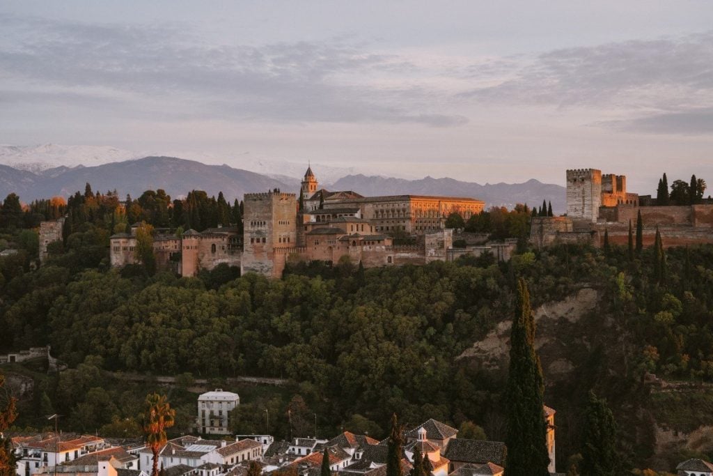 15 Incredible Things to Do in Granada, Spain