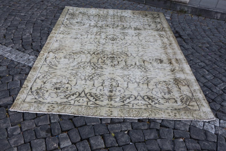 20 Vintage Turkish Rugs under $200