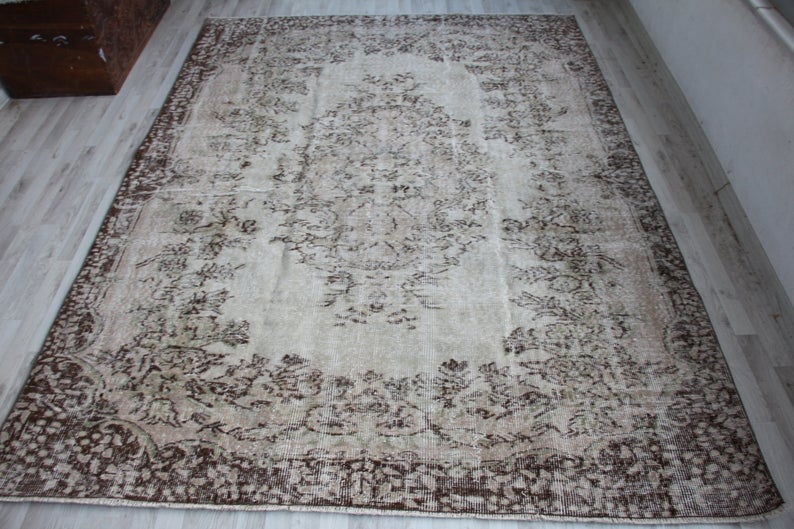 20 Vintage Turkish Rugs under $200