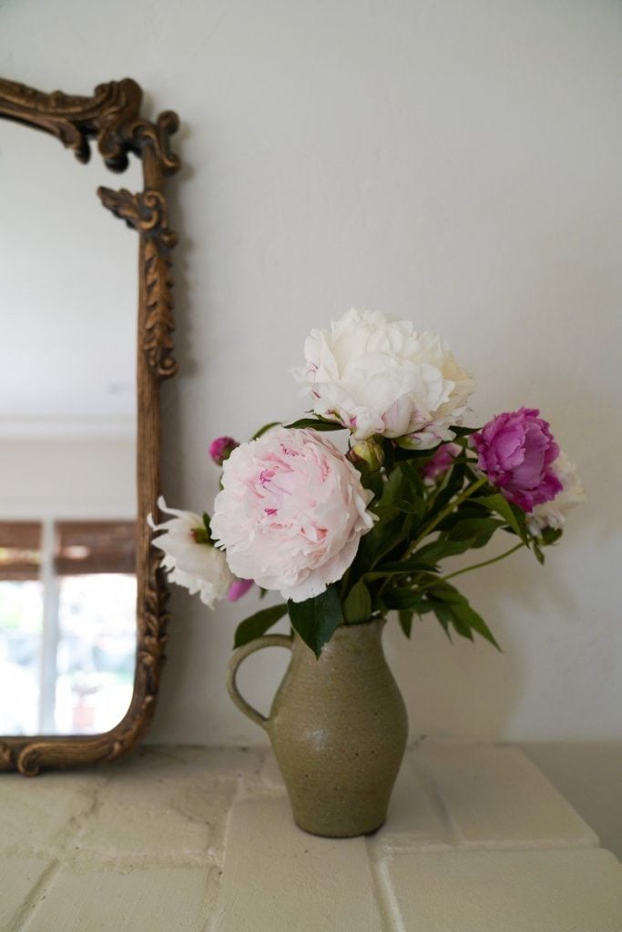 A Guide for Sourcing Vases and Vessels on Etsy