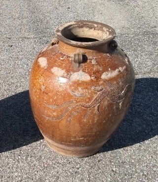 A Guide for Sourcing Vintage Vases and Vessels on Etsyv\