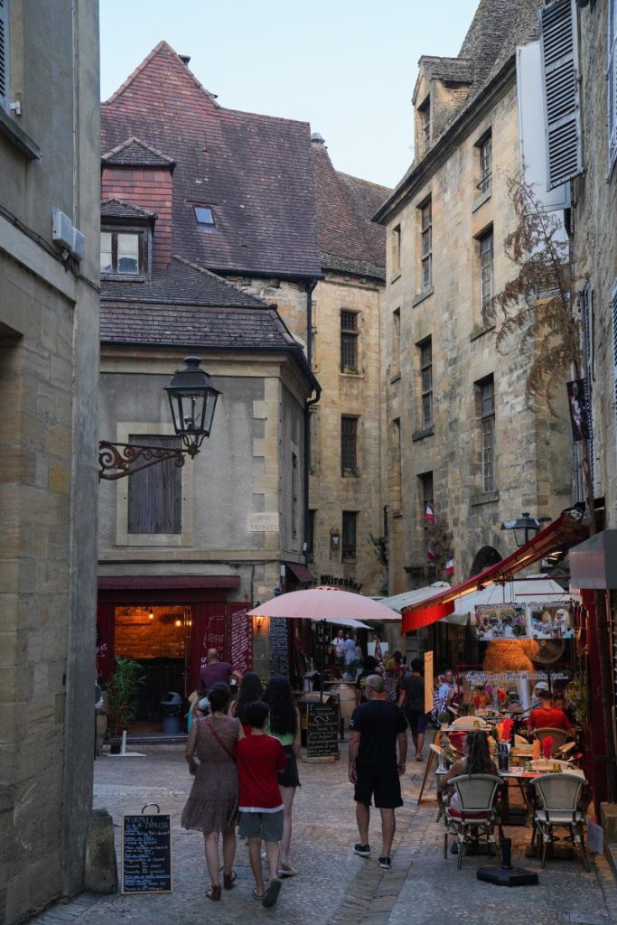 Ultimate Guide to Visiting Sarlat-la-Canéda, France