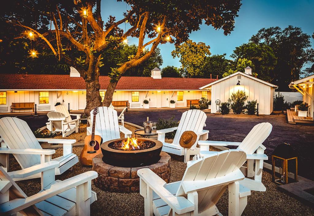 Stables Inn