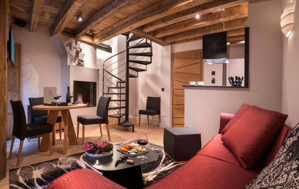 Les Loges Annecy Vieille Ville