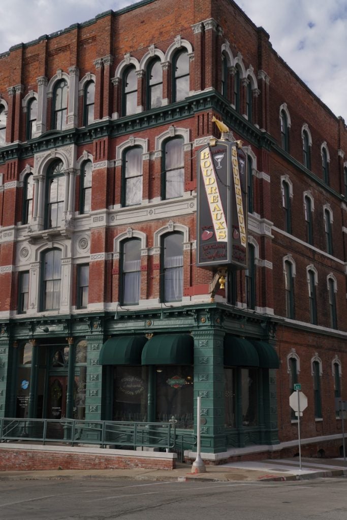 A Guide to Visiting St. Joseph, MO (Things to Do)