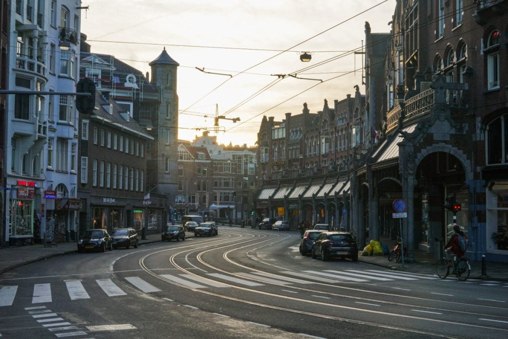 Where to Stay in Amsterdam: Guide to Best Neighborhoods and Hotels