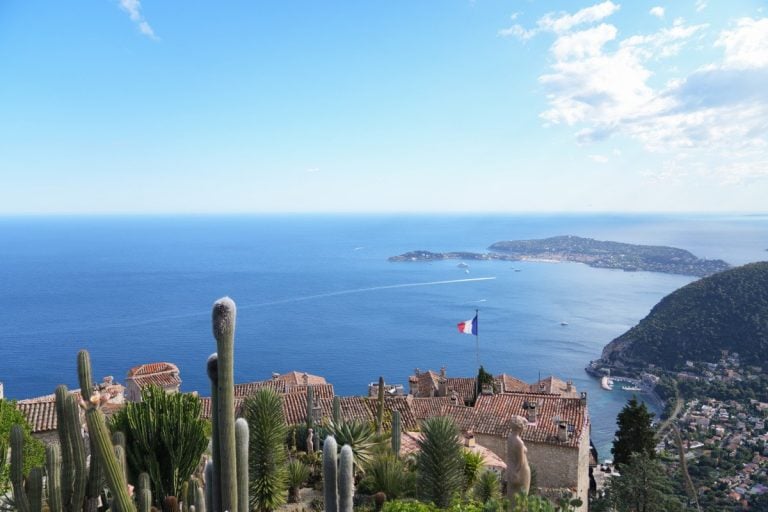 Guide to Visiting Èze