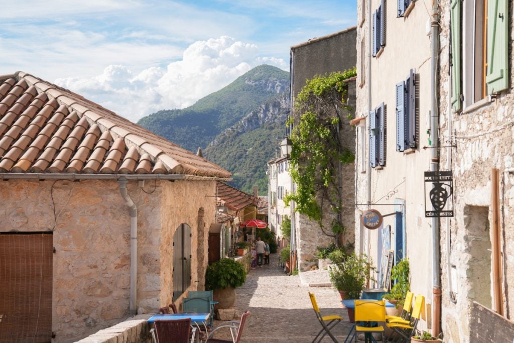 A Complete Guide to Charming Menton, France