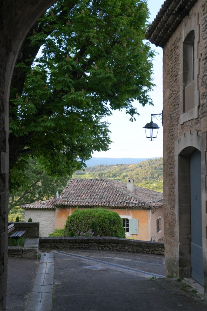 A Visiting Guide to Goult, France
