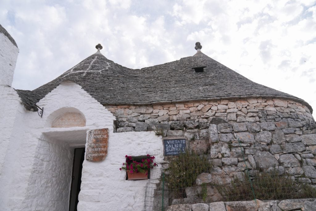 Travel Guide to Alberobello