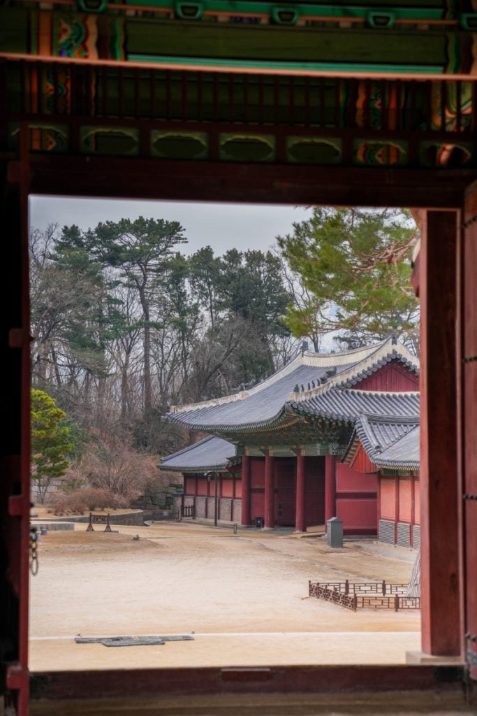 Complete Guide to the Best Things to Do in Seoul For First-Timers
