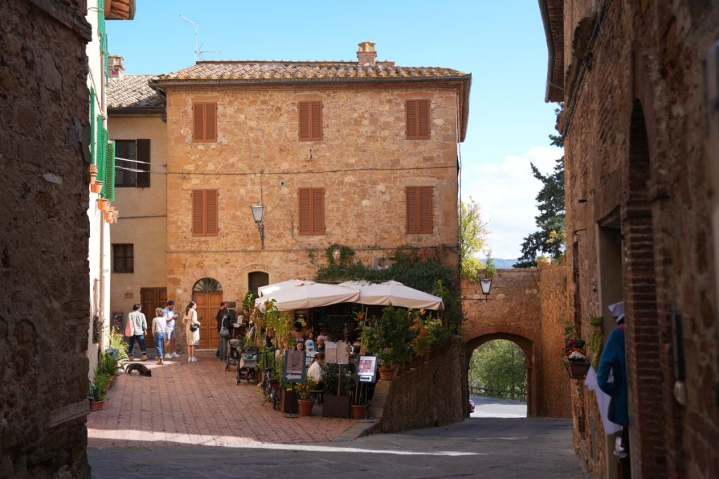 The Complete Guide to Pienza: Tuscany's Jewel Box Town