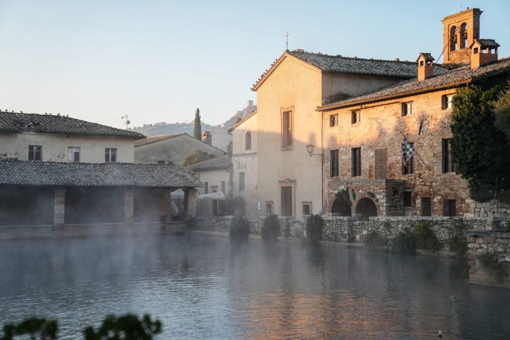 Ultimate Val d'Orcia Travel Guide: Where to Visit and What to Do