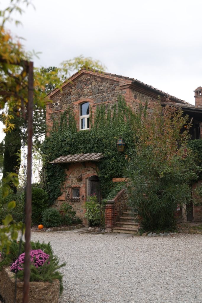 Ultimate Val d'Orcia Travel Guide: Where to Visit and What to Do