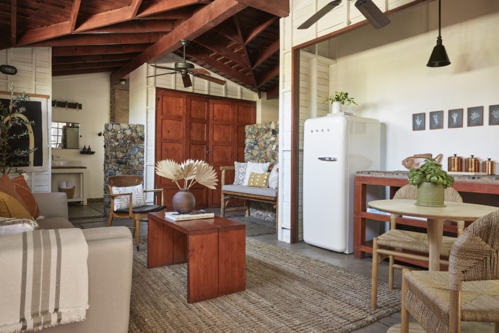 Rustic-chic cabin interior at Sparrows Lodge Palm Springs
