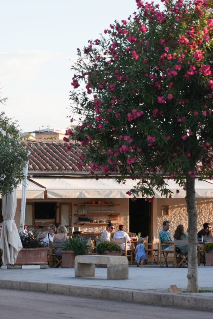 Travel Guide to San Pantaleo, Sardinia