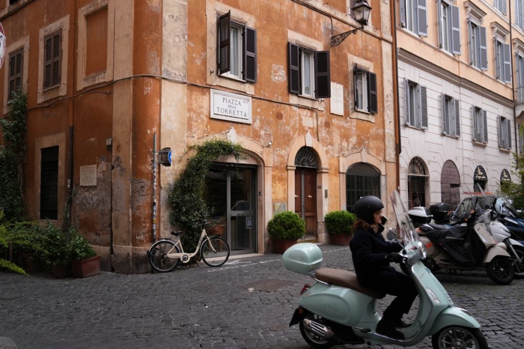gettingaround
rome
