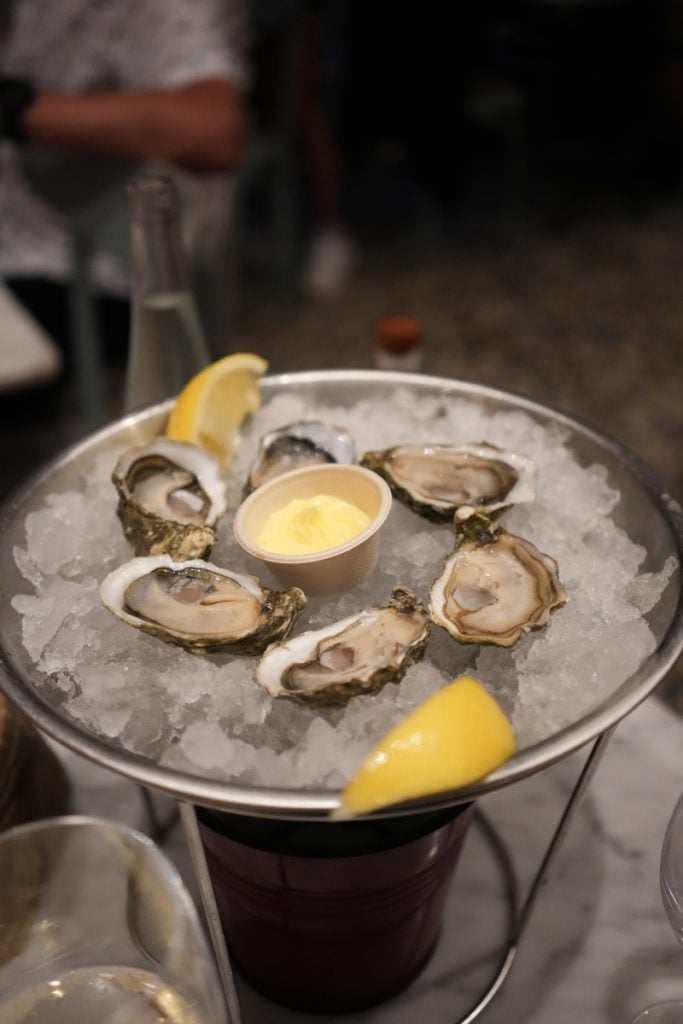 Oysters on ice at Chistera & Coquillages