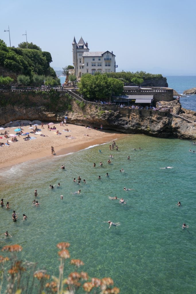 Swimmers in the cove at Plage du Port-Vieux
