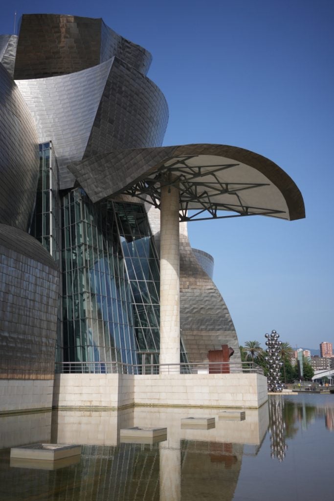 Curved metal facade of the Guggenheim Museum Bilbao