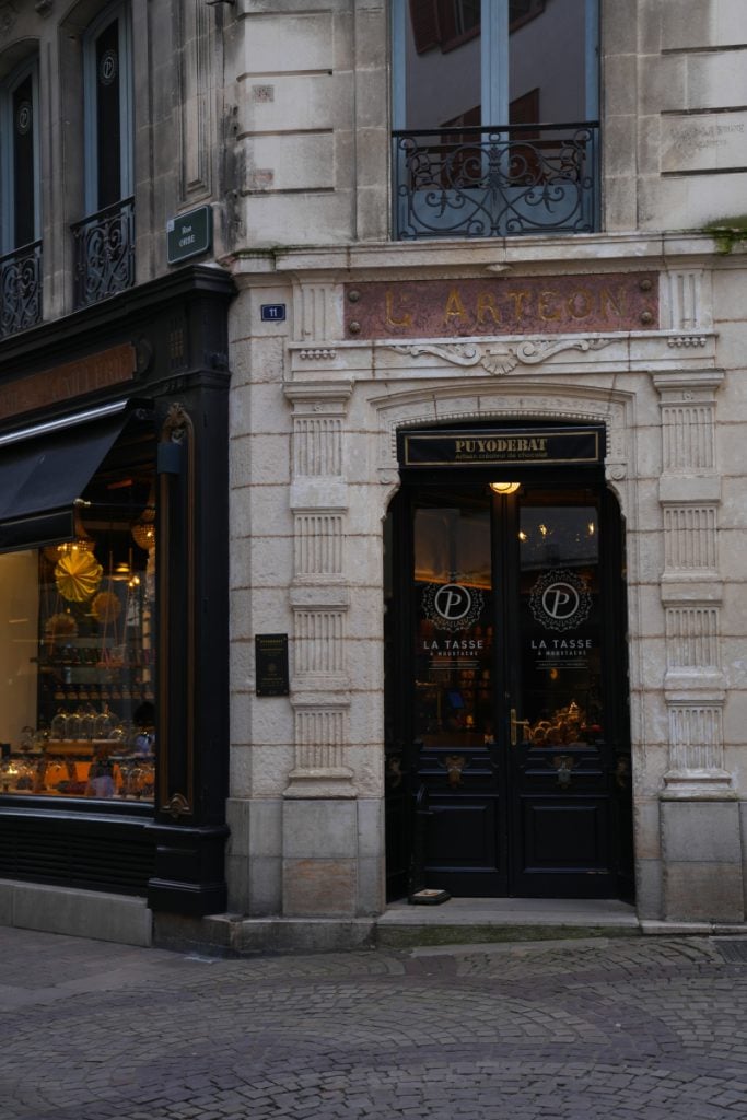 Puyodebat chocolate shop entrance in Bayonne