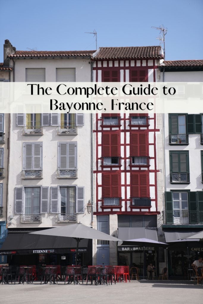 Bayonne travel guide graphic with half-timbered buildings