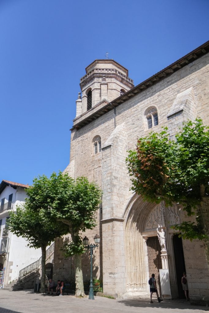 Stone exterior and bell tower of Église Saint-Jean-Baptiste
