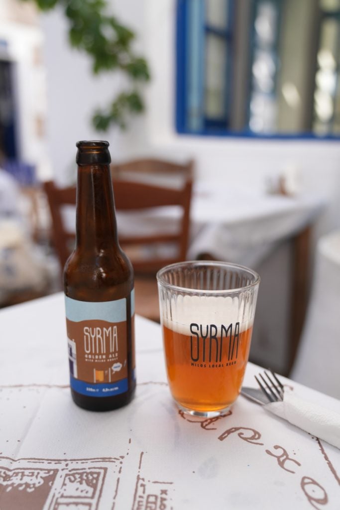 Bottle and glass of Syrma beer